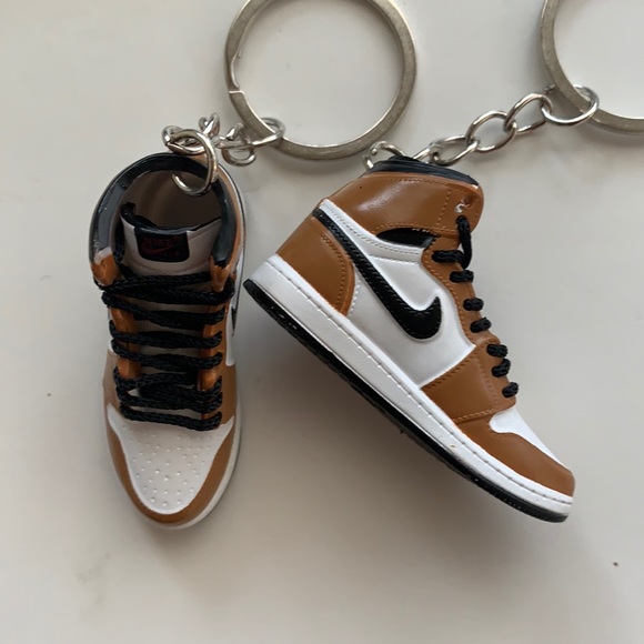 Jordan Other - Air Jordan 1 Retro High OG “Rookie of the Year”